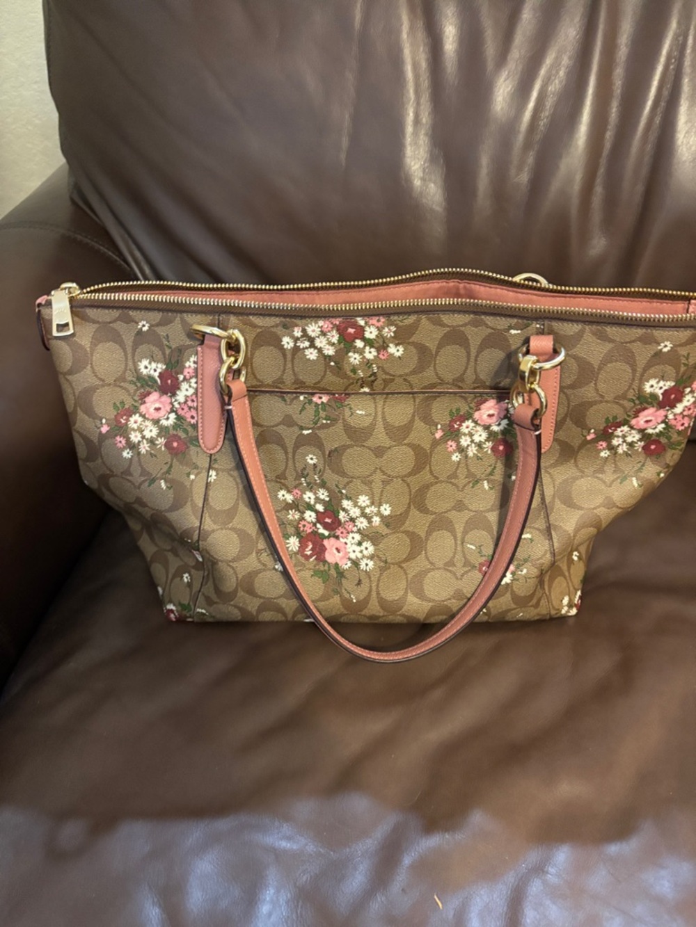 Coach Brown Signature Floral Tote with Pink Trim And Matching Pink Wallet - Picture 6 of 10